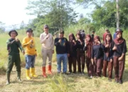 Ketua DPRD Kabupaten Sukabumi Ajak Warga Perkuat Gotong Royong Pembangunan Alun-Alun Sagaranten