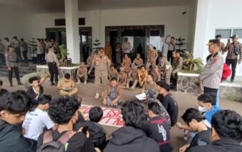 DPRD Sukabumi Terima Aspirasi Mahasiswa, Soroti Reses hingga Layanan Publik