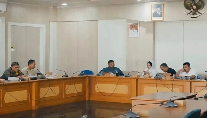 DPRD Sukabumi Ingatkan Tower Tak Berizin Terancam Sanksi hingga Penutupan